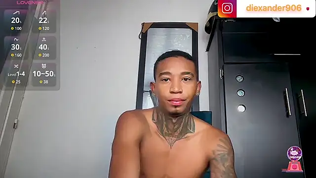 sexy blacks  online show from 04-14-26, 12:11