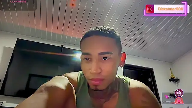 sexy blacks  online show from 06-08-26, 03:51