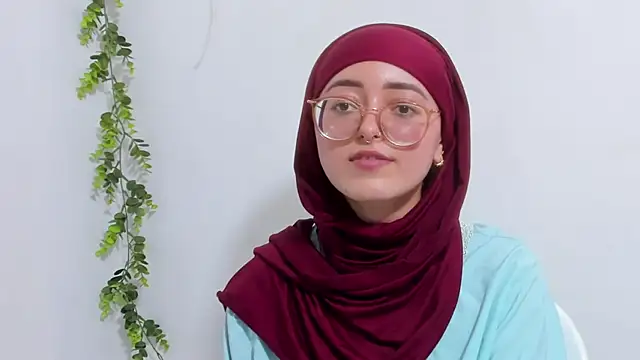 Snapshot of aysel_elid chatting on 01-30-25, 08:10 aysel elid online show from 01-30-25, 08:10