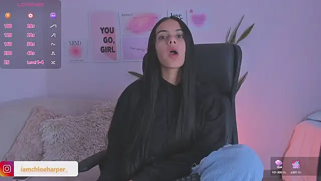 ChloeHarper  online show from 01-06-25, 12:13