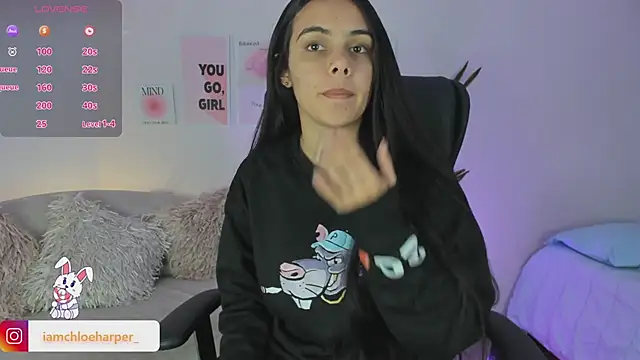 ChloeHarper  online show from 03-01-25, 02:23