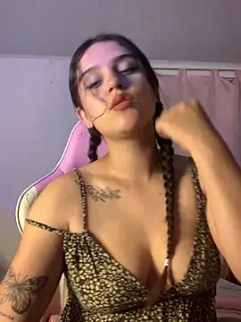 violet-333 online show from 12-03-24, 05:09