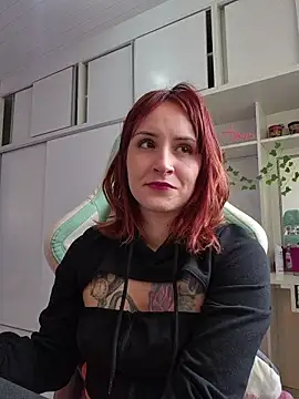 Snapshot of Ahrya_ chatting on 06-19-26, 05:39 Ahrya online show from 06-19-26, 05:39