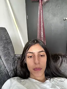 Snapshot of cristel_17 chatting on 12-06-24, 05:00 cristel 17 online show from 12-06-24, 05:00