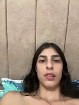 Snapshot of cristel_17 chatting on 12-30-24, 05:26 cristel 17 online show from 12-30-24, 05:26