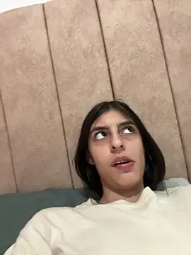 Snapshot of cristel_17 chatting on 01-26-25, 05:13 cristel 17 online show from 01-26-25, 05:13