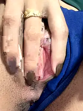 Snapshot of cristel_17 chatting on 11-20-25, 11:59 cristel 17 online show from 11-20-25, 11:59