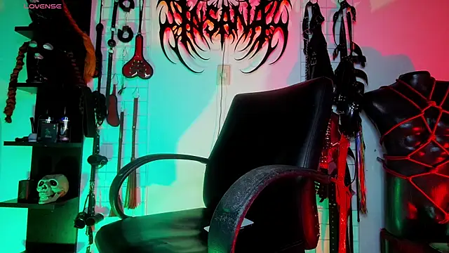 Snapshot of irregular_fetish_ chatting on 11-27-25, 02:13 irregular fetish online show from 11-27-25, 02:13