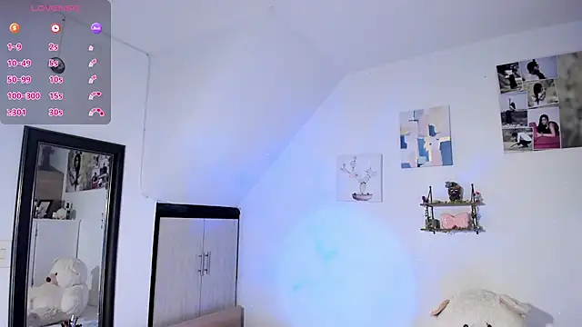 VeronikaOlsen online show from 11-23-25, 10:26