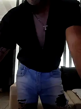 Snapshot of pretorianoo53 chatting on 10-05-25, 04:11 pretorianoo53 online show from 10-05-25, 04:11