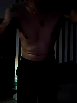 Snapshot of pretorianoo53 chatting on 12-14-25, 04:40 pretorianoo53 online show from 12-14-25, 04:40