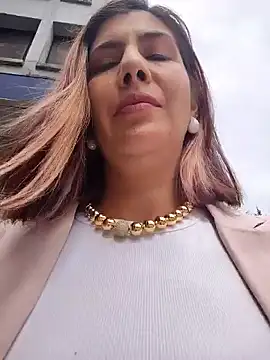 scarlett moore online show from 10-16-25, 02:18