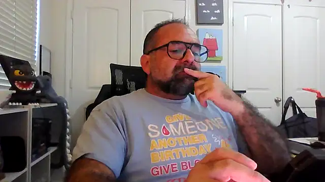 chainjulious online show from 10-15-25, 04:07