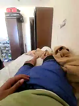 DesiRocco7 online show from 11-01-25, 08:05