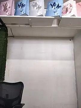 Snapshot of Mia_Novikov chatting on 03-01-25, 08:53 Mia Novikov online show from 03-01-25, 08:53