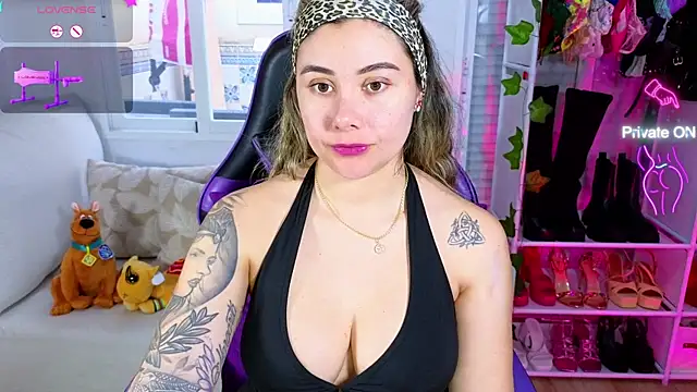 Tawny cox online show from 02-11-25, 10:48