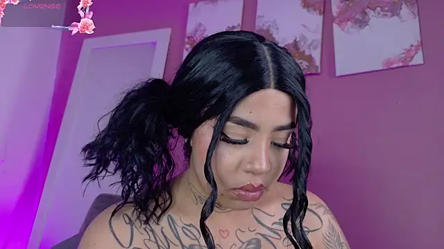 Snapshot of foxxy-lov3 chatting on 04-27-26, 01:42 foxxy-lov3 online show from 04-27-26, 01:42