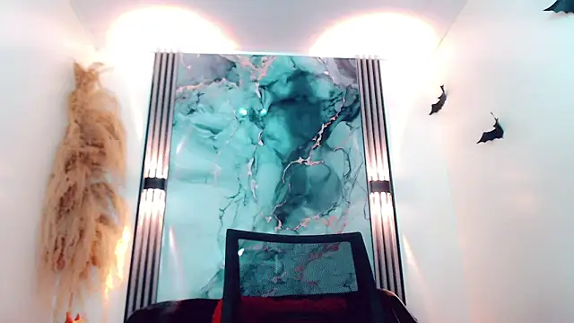 hilary rodriguez online show from 09-22-25, 06:54