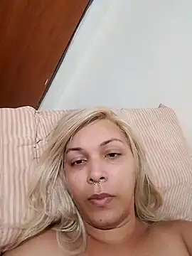 Snapshot of transgirl26 chatting on 01-22-25, 10:05 transgirl26 online show from 01-22-25, 10:05