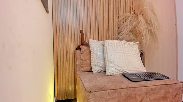 sofhiaa adaams online show from 02-03-26, 10:59