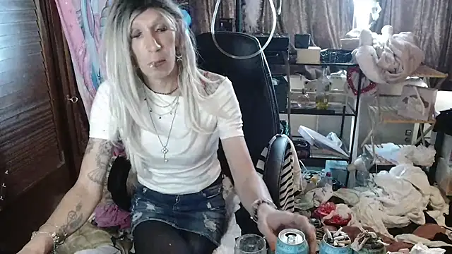 Ombeline1 online show from 10-09-25, 09:18