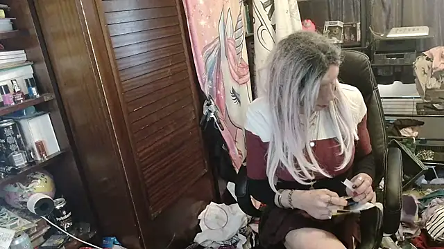 Ombeline1 online show from 04-10-26, 08:08