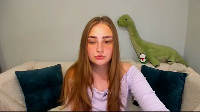 Snapshot of MilliStrii chatting on 06-26-26, 02:16 MilliStrii online show from 06-26-26, 02:16