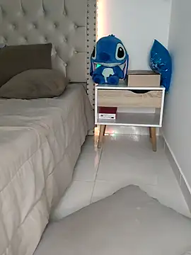 Lia Hurley online show from 03-15-25, 07:38