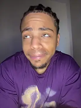 Snapshot of Elgrazonamor chatting on 12-19-24, 03:52 Elgrazonamor online show from 12-19-24, 03:52