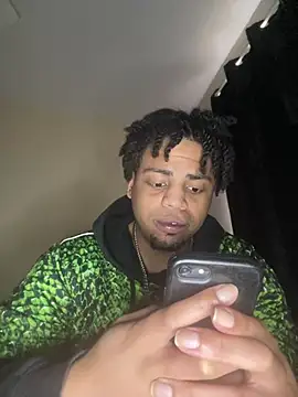 Snapshot of Elgrazonamor chatting on 02-12-25, 06:51 Elgrazonamor online show from 02-12-25, 06:51