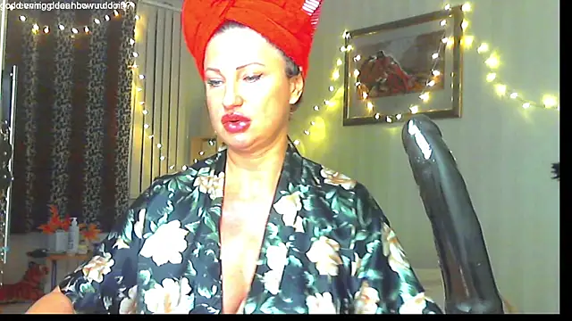 Snapshot of hornymommy69_ chatting on 01-12-25, 03:03 hornymommy69 online show from 01-12-25, 03:03