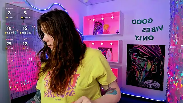 SophiePure online show from 02-18-26, 01:40