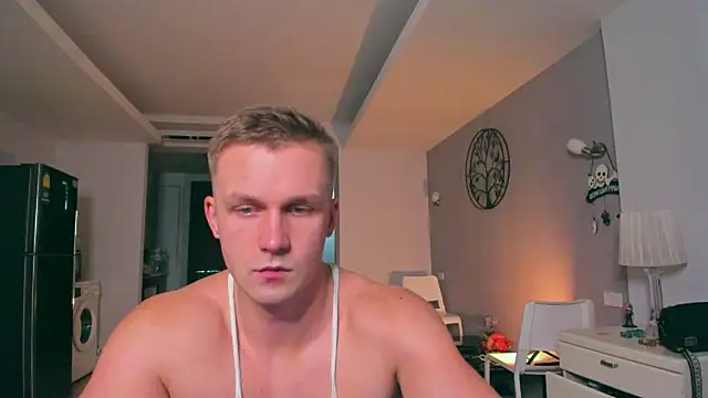 Samuel Andrew online show from 10-31-25, 06:03