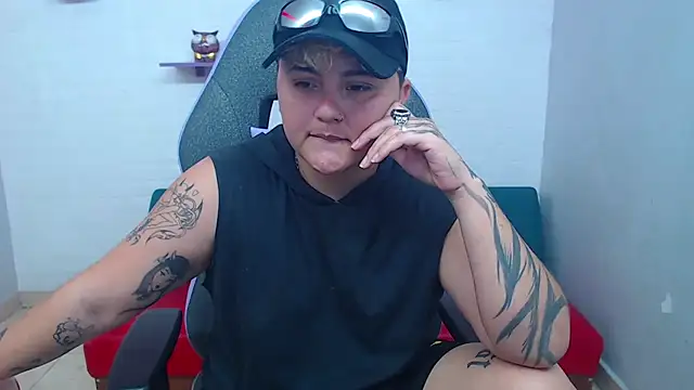 isabeautyx19 online show from 02-01-25, 01:55