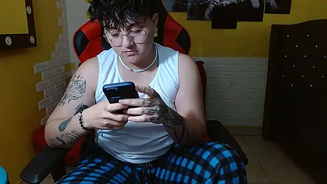 isabeautyx19 online show from 01-14-26, 04:40