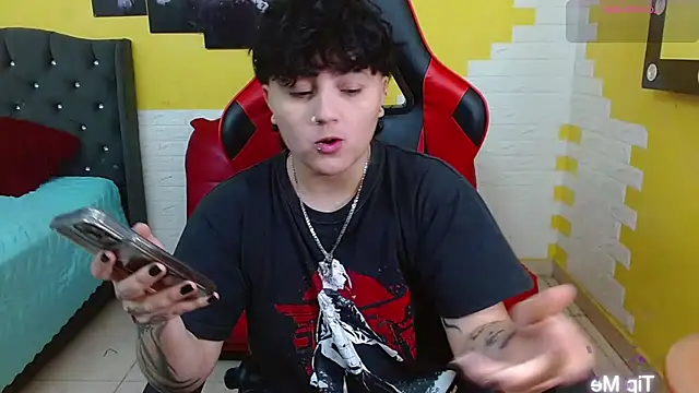 isabeautyx19 online show from 02-21-26, 02:12