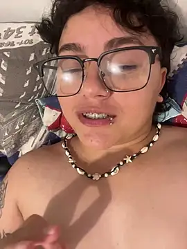 isabeautyx19 online show from 05-24-26, 02:38