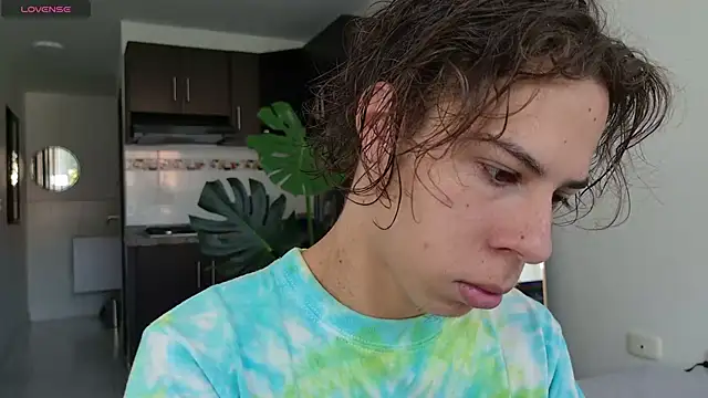 grey   27 online show from 11-26-25, 12:28