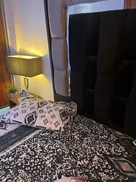 Bonnie vega online show from 10-24-25, 08:16