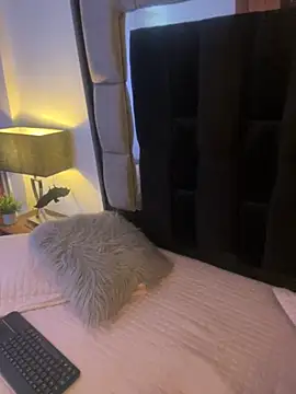 Bonnie vega online show from 10-30-25, 08:31