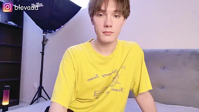 callmenineoneseven online show from 02-10-26, 05:06