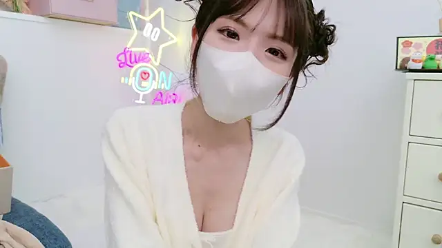 -minami- online show from 01-13-25, 06:49