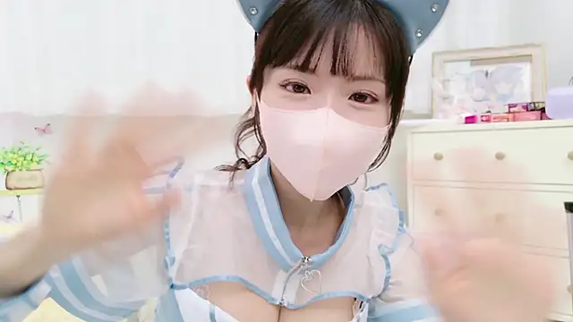 -minami- online show from 10-13-25, 12:16