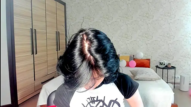 JulisSweet online show from 03-15-25, 02:45