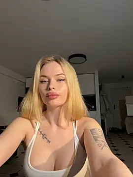 Vladamais online show from 04-13-26, 05:07