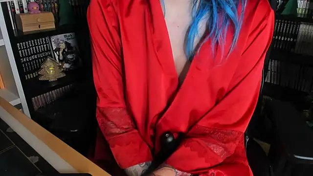  Satsuki  online show from 12-11-24, 11:54