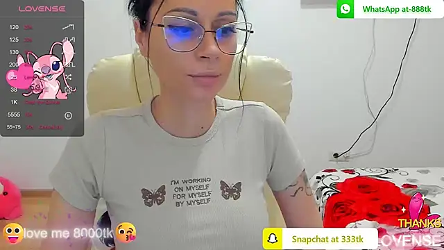 Snapshot of kissnicol32 chatting on 02-20-25, 04:03 kissnicol32 online show from 02-20-25, 04:03