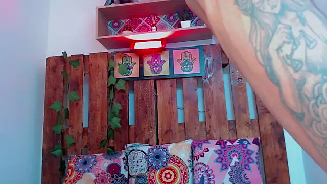 Snapshot of SARA_VAL3NTINA_ chatting on 09-09-25, 11:26 SARA VAL3NTINA online show from 09-09-25, 11:26