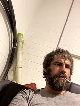 bigJohnson223 online show from 10-28-25, 08:00