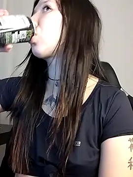 Japabaixinha online show from 01-04-25, 03:18